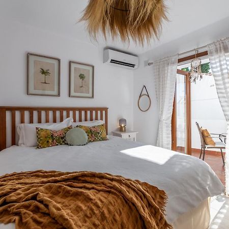 Capistrano Playa 111 Apartment Нерха Екстериор снимка