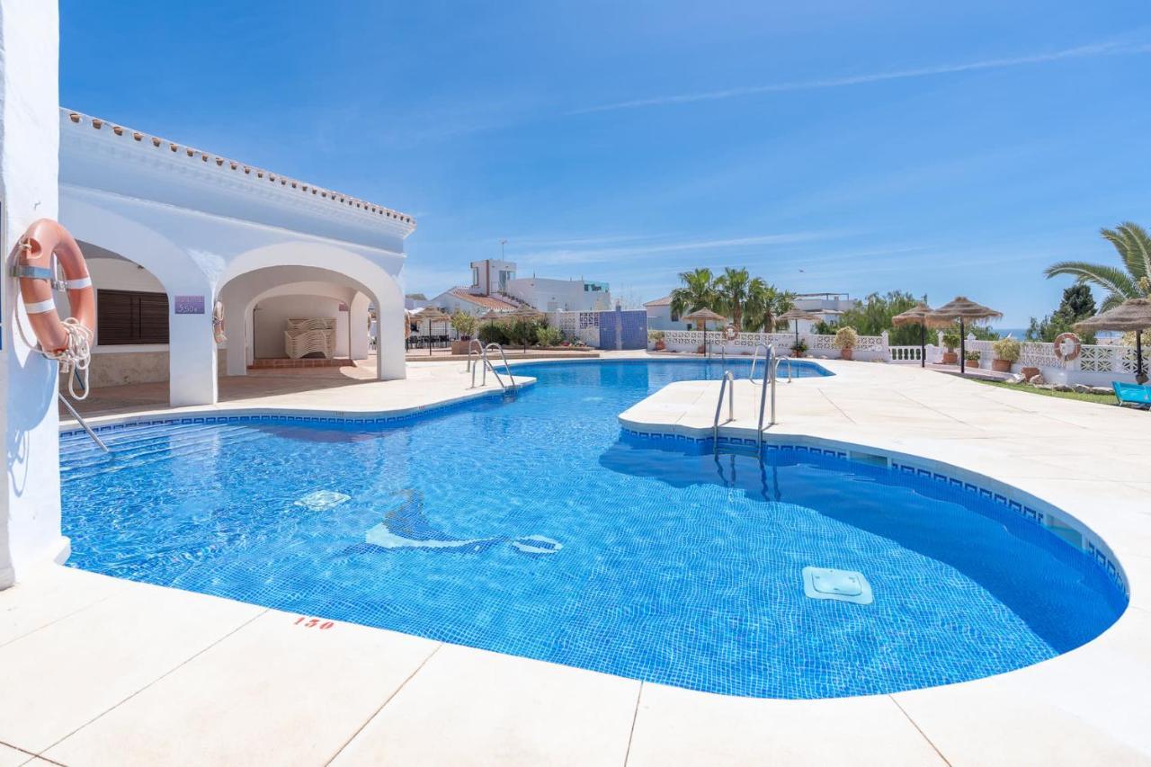 Capistrano Playa 111 Apartment Нерха Екстериор снимка