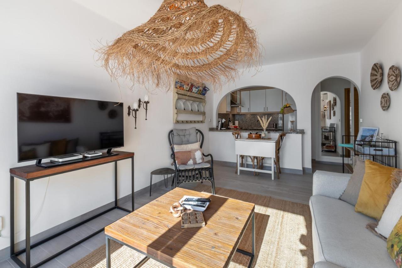 Capistrano Playa 111 Apartment Нерха Екстериор снимка