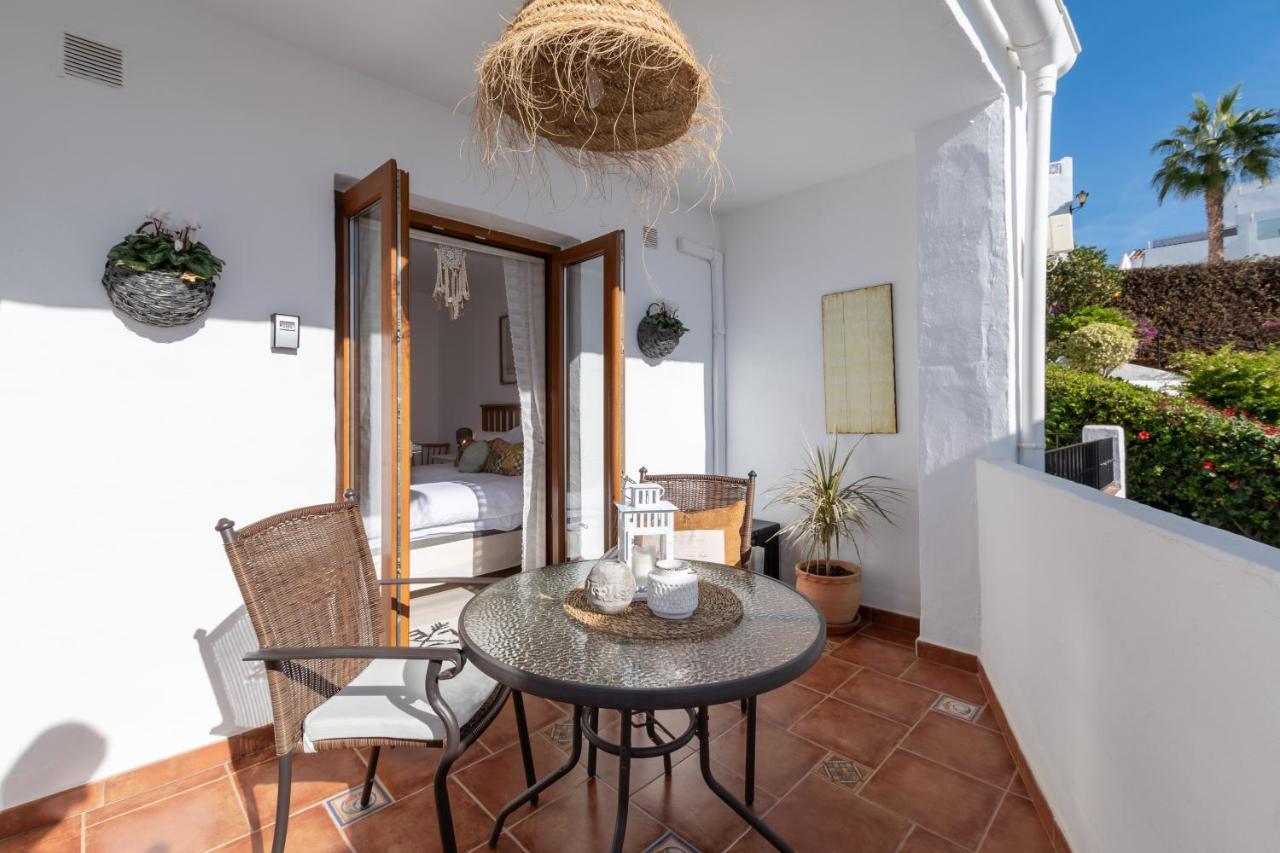 Capistrano Playa 111 Apartment Нерха Екстериор снимка